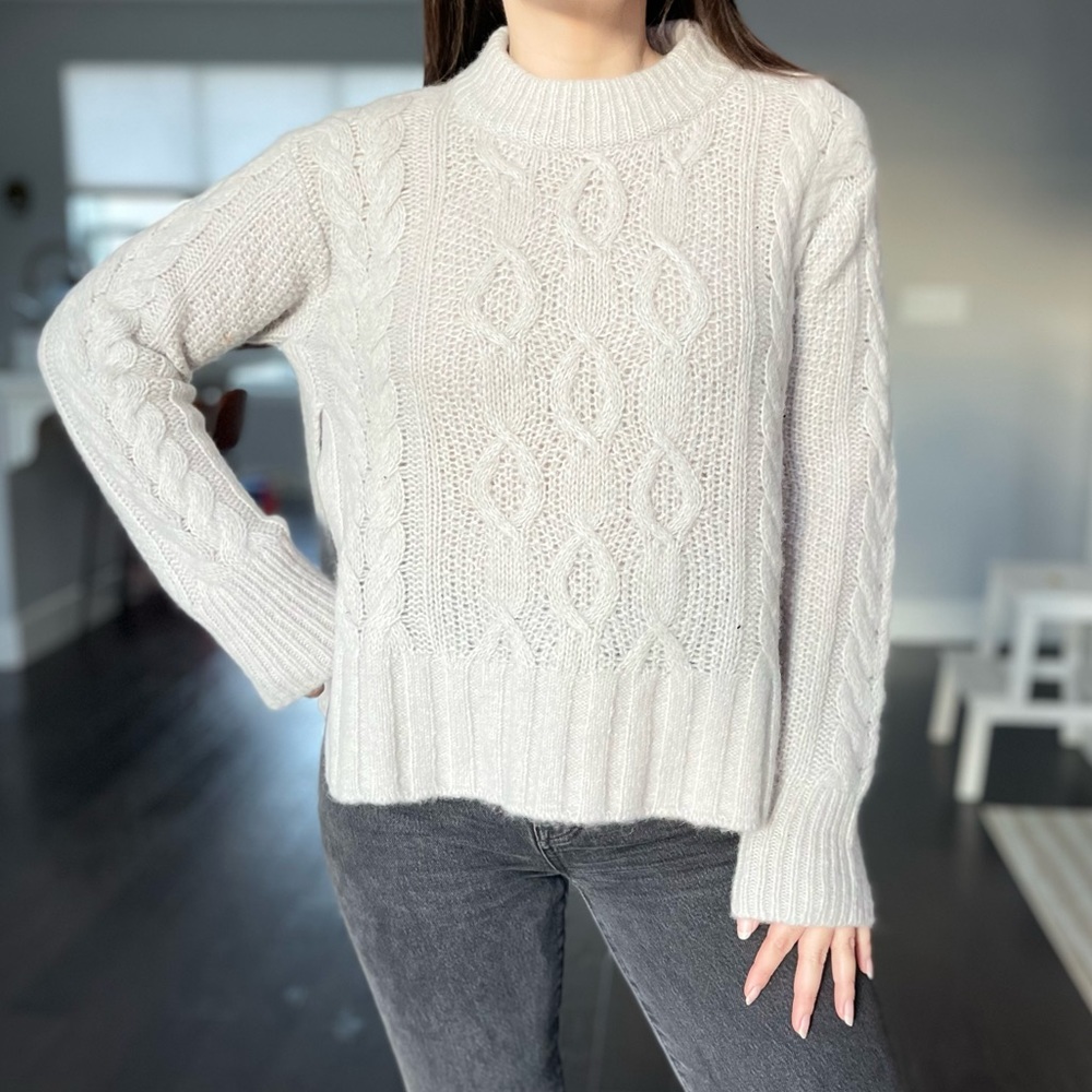 EVERLANE Cable knit crew